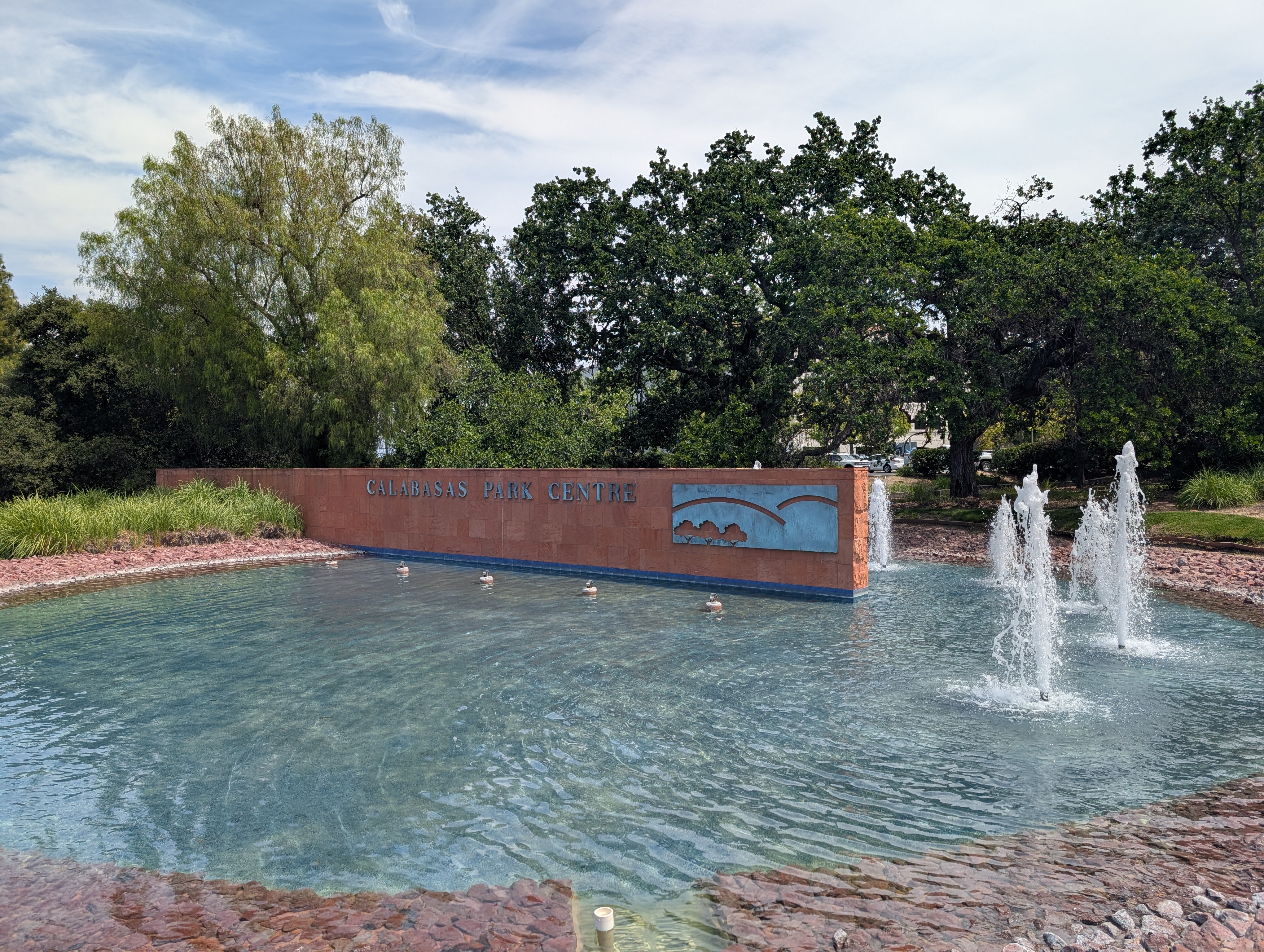 Calabasas Park Centre water feature with fountain jets